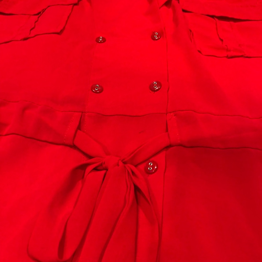 Red blouse - Picture 2 of 3